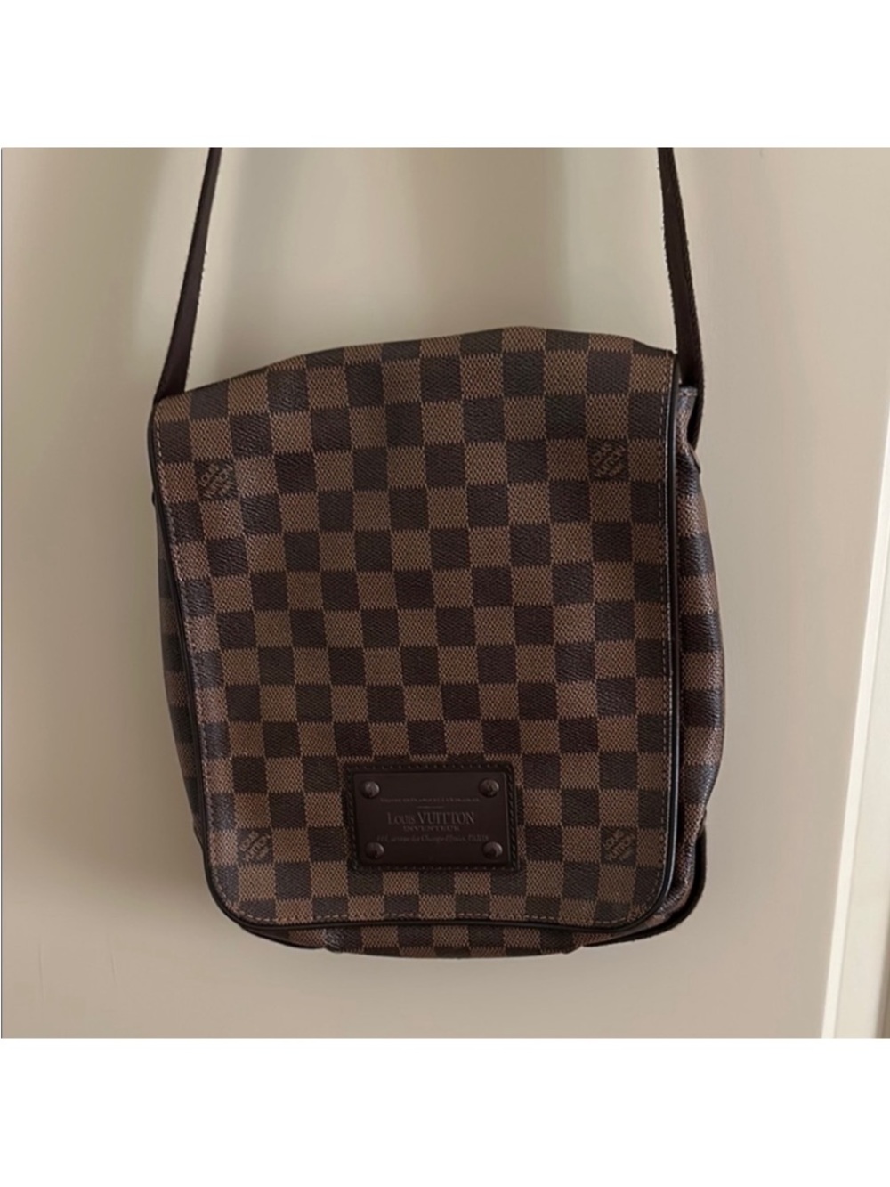 Louis Vuitton Damier Messenger Bag